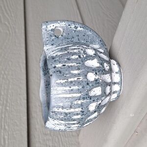 Anouk Stoneware planter by Bloomingville